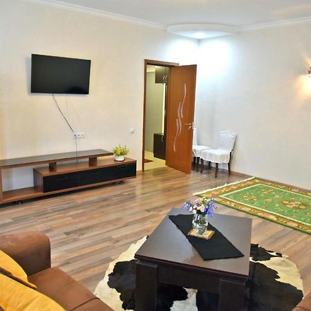 Robo Apartment Tbilissi Extérieur photo