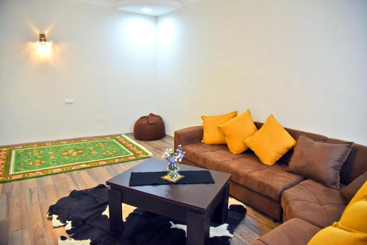 Robo Apartment Tbilissi Extérieur photo