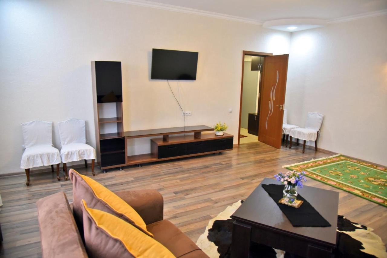 Robo Apartment Tbilissi Extérieur photo