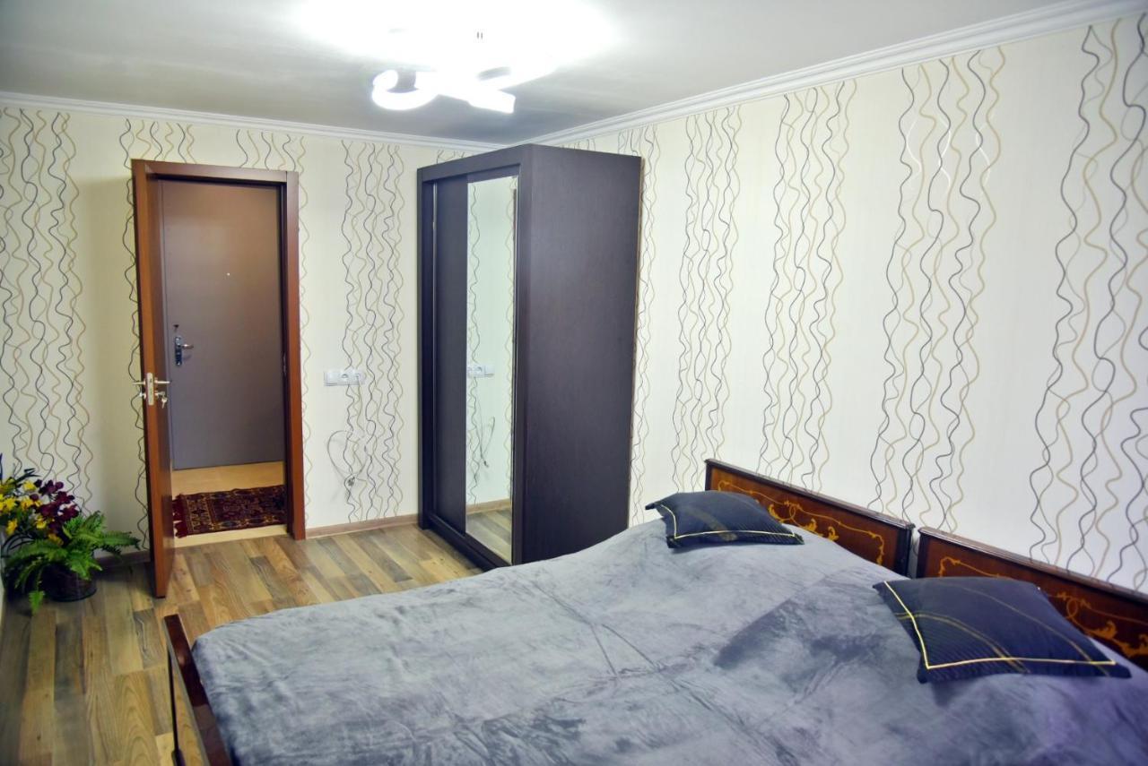 Robo Apartment Tbilissi Extérieur photo